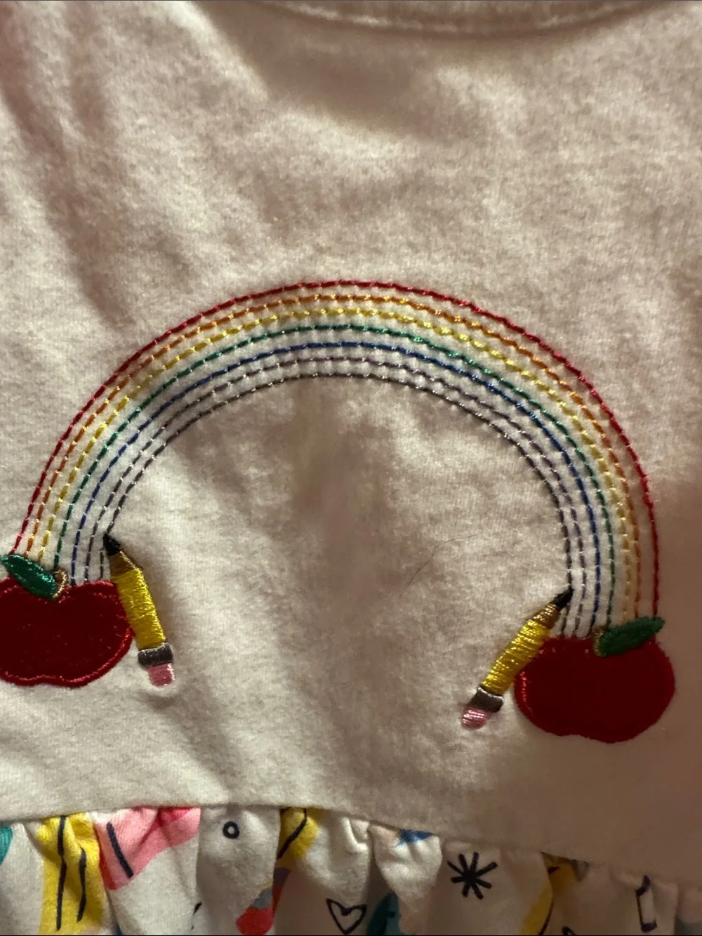 Pink-Trim Rainbow Apple 🍎 Girls' 2 piece set top with shorts embroidered 2xl 7/8